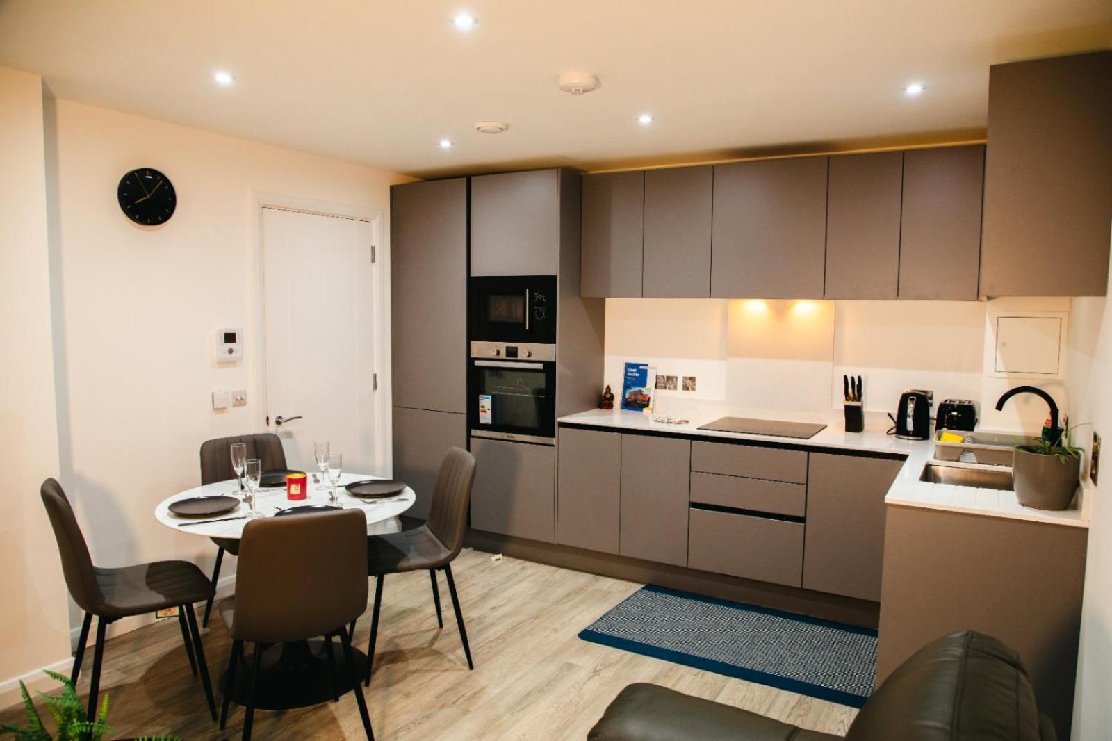 City Centre Luxury Apartment Belfast Bagian luar foto