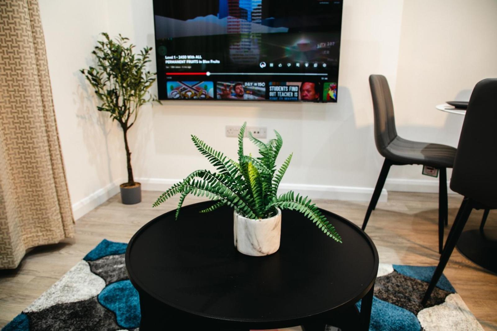 City Centre Luxury Apartment Belfast Bagian luar foto