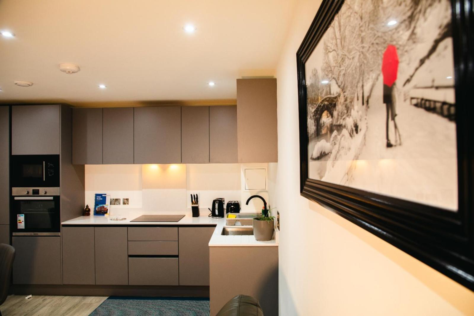City Centre Luxury Apartment Belfast Bagian luar foto