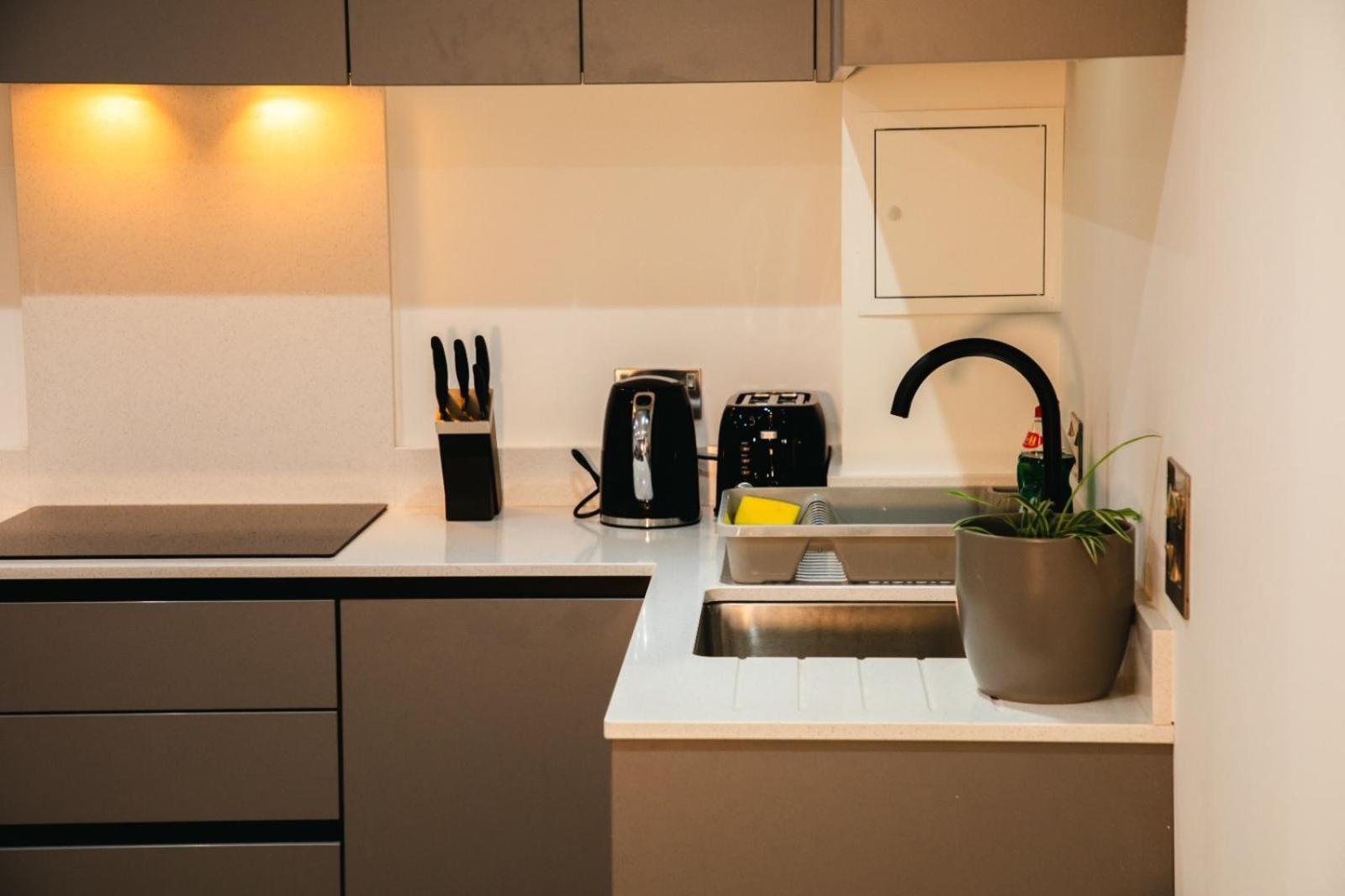 City Centre Luxury Apartment Belfast Bagian luar foto